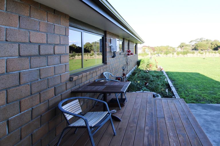 Photo of property in 10 Miles Lane, Carterton, 5713