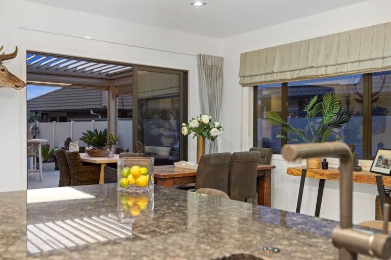 Photo of property in 43 Oceania Sands Way, Papamoa Beach, Papamoa, 3118