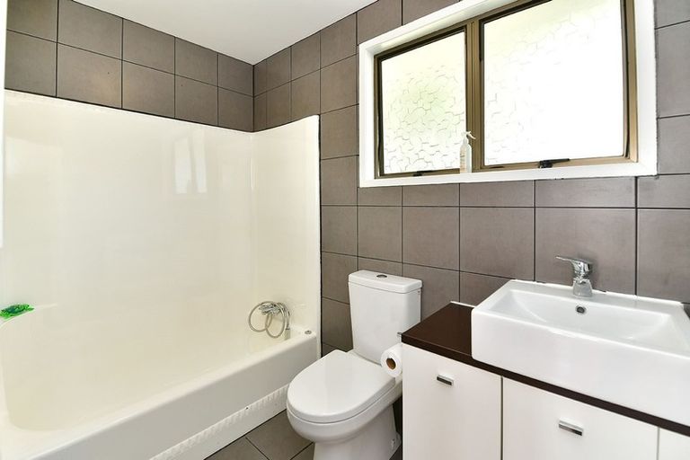 Photo of property in 32a Gilshennan Valley, Red Beach, 0932