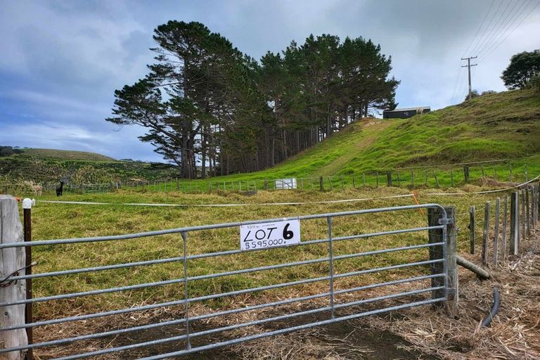 Photo of property in 49 Kai Iwi Lakes Road, Omamari, Dargaville, 0373