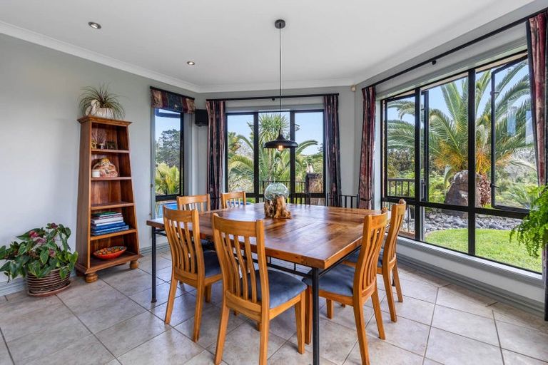 Photo of property in 54 Roy Maloney Drive, Henderson, Auckland, 0612