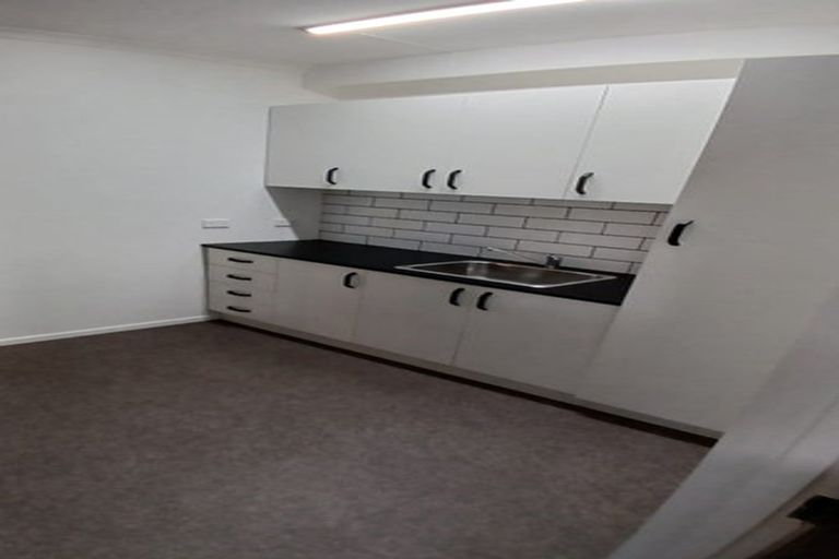 Photo of property in 130 Smart Road, Glen Avon, New Plymouth, 4372