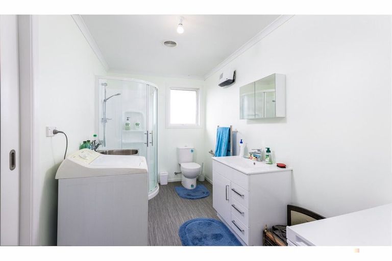 Photo of property in 17 Bakers Road, Waimate, 7978