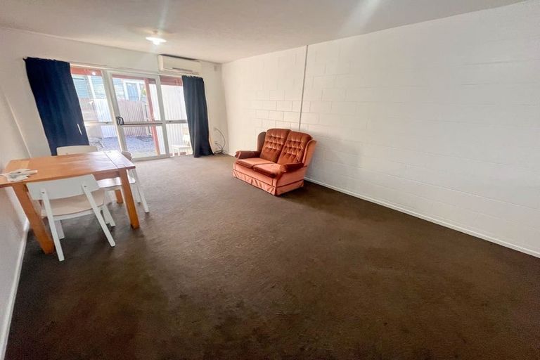 Photo of property in 3/324 Ferry Road, Waltham, Christchurch, 8011