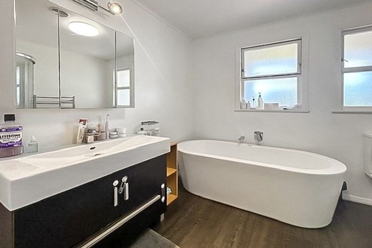 Photo of property in 26 Fairview Avenue, Feilding, 4702