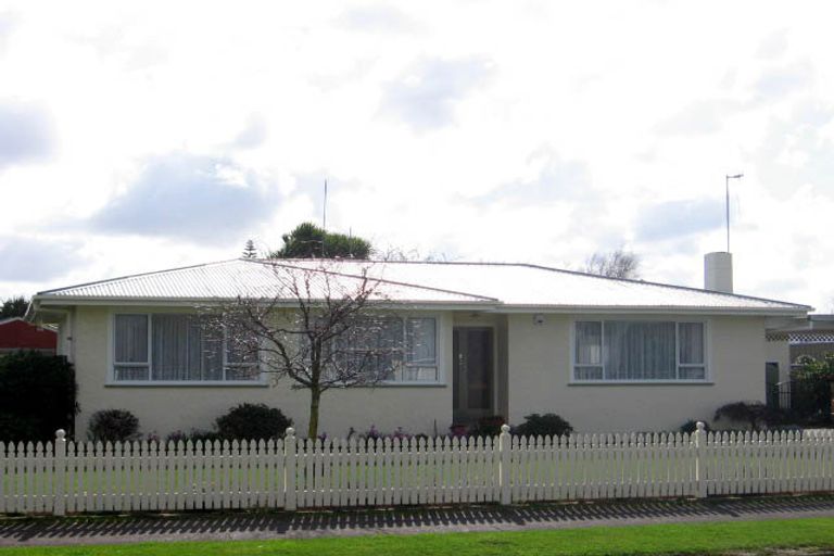 Photo of property in 37 Paisley Street, Awapuni, Palmerston North, 4412