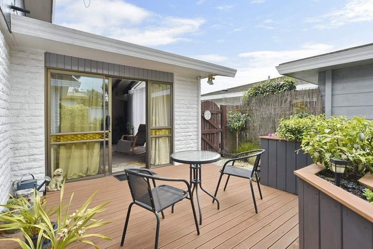 Photo of property in 2a Kinley Street, Rangiora, 7400