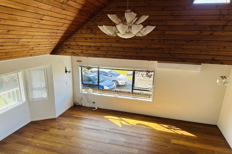 Photo of property in 13 Tatyana Place, Massey, Auckland, 0614