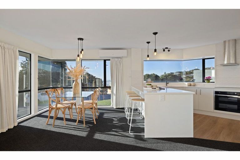 Photo of property in 72 Cannon Hill Crescent, Mount Pleasant, Christchurch, 8081