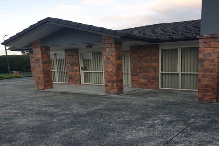Photo of property in 8 Papatahi Lane, Flat Bush, Auckland, 2019