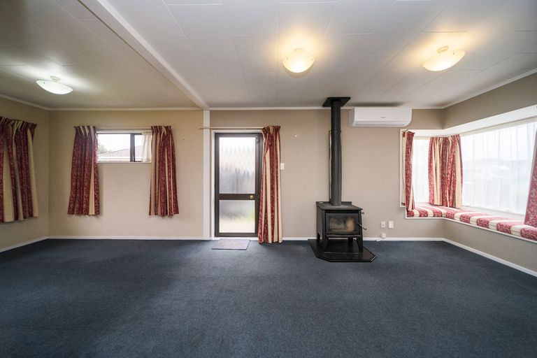 Photo of property in 110 Amberley Avenue, Highbury, Palmerston North, 4412