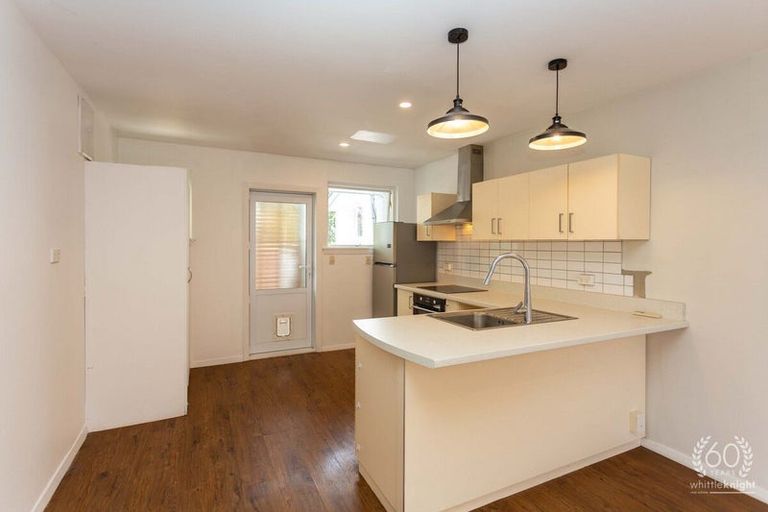 Photo of property in 2/38 Peer Street, Upper Riccarton, Christchurch, 8041