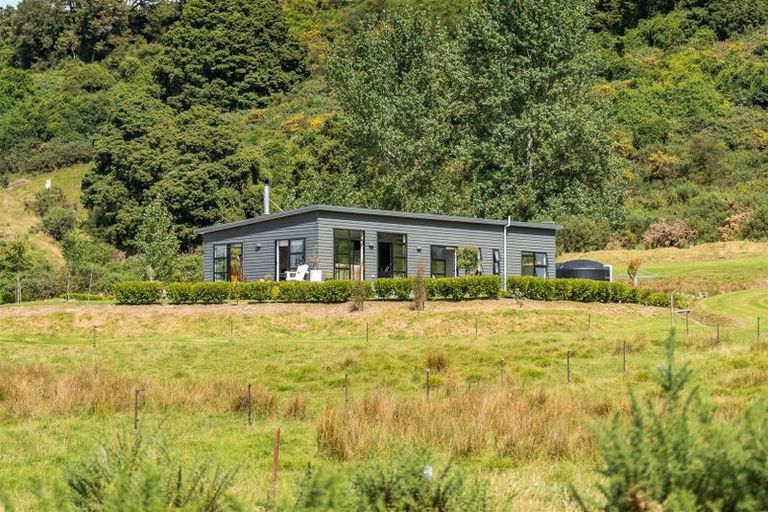Photo of property in 695f Chester Road, West Taratahi, Carterton, 5791