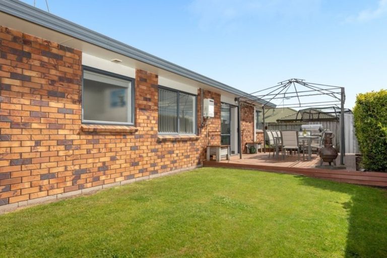 Photo of property in 315 Gravatt Road, Papamoa Beach, Papamoa, 3118