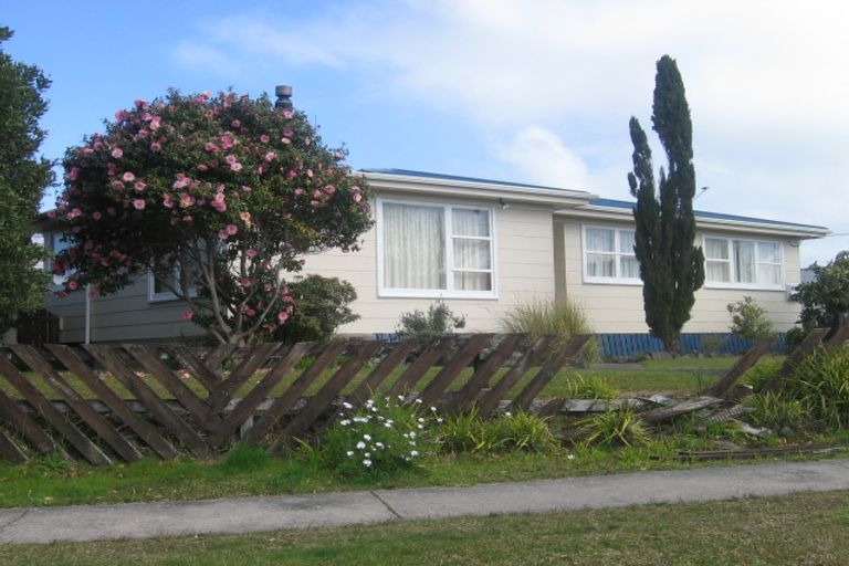 Photo of property in 22 Norton Street, Te Kopuru, 0391