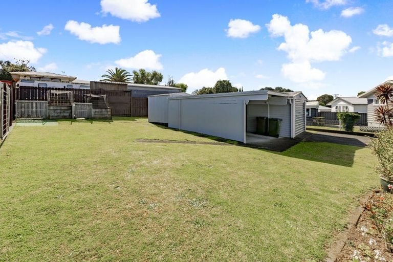 Photo of property in 31 William Avenue, Manurewa, Auckland, 2102