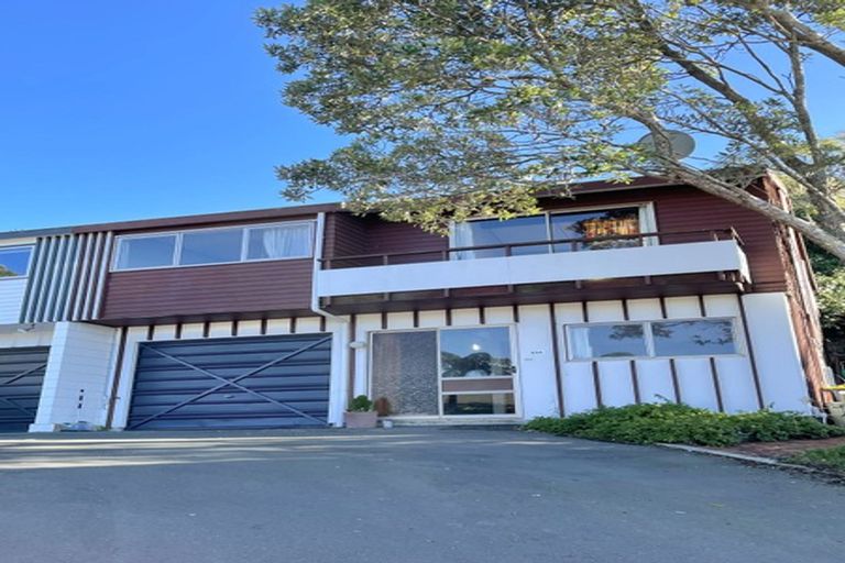 Photo of property in 52a Truscott Avenue, Johnsonville, Wellington, 6037