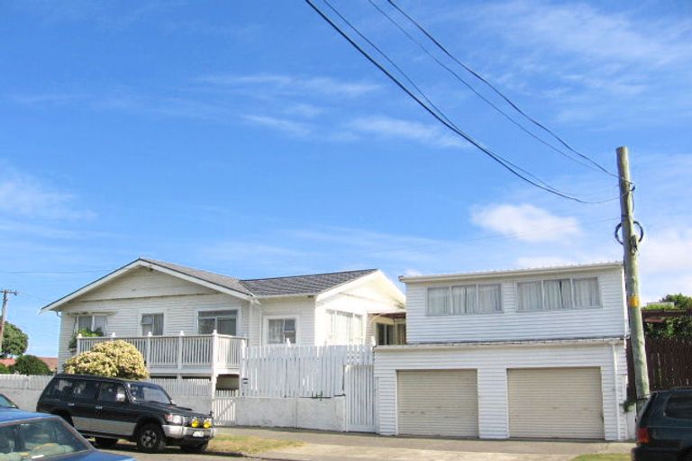 Photo of property in 1 Ellesmere Avenue, Miramar, Wellington, 6022