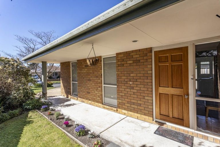 Photo of property in 11 Stopforth Street, Woodend, 7610