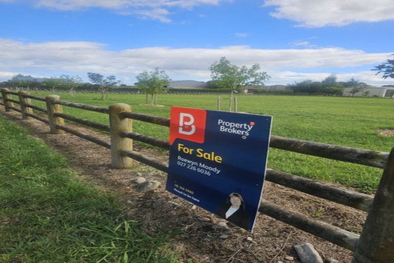 Photo of property in 5 Arete Lane, Levin, 5571