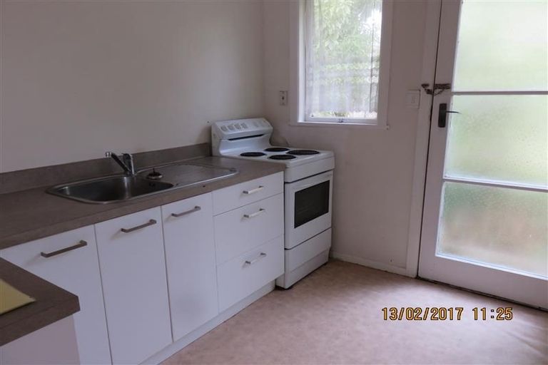 Photo of property in 382 West Coast Road, Glen Eden, Auckland, 0602