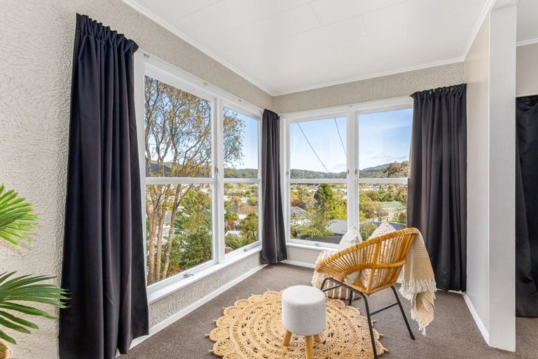 Photo of property in 43 Petrie Street, Wainuiomata, Lower Hutt, 5014