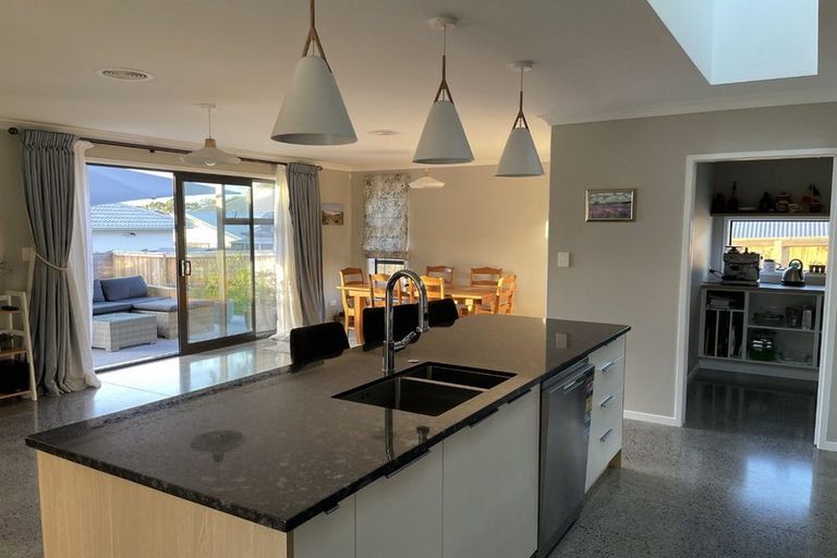 Photo of property in 11 Nelson Lane, Omokoroa, 3114