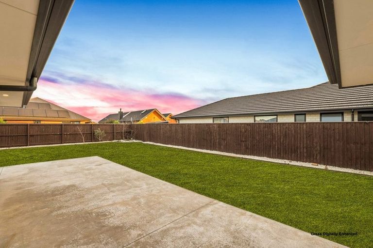 Photo of property in 3 Crest Place, Rolleston, 7615