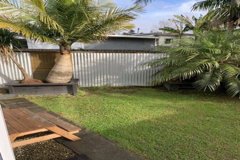 Photo of property in 1/102 Brightside Road, Stanmore Bay, Whangaparaoa, 0932