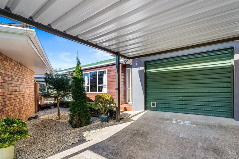 Photo of property in 8b Rathgar Road, Henderson, Auckland, 0610