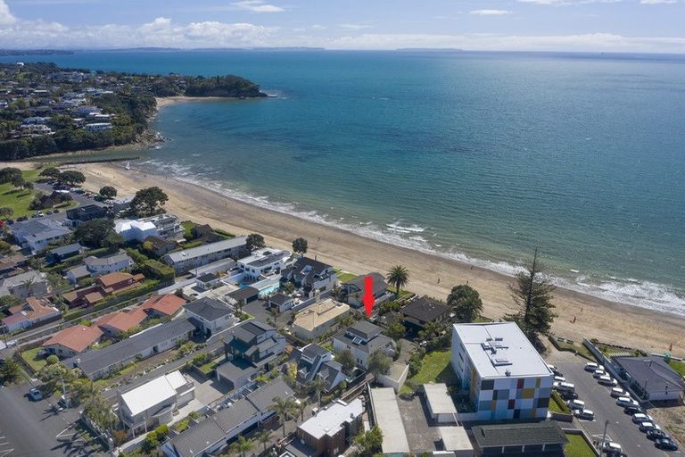 Photo of property in 5a Craig Road, Milford, Auckland, 0620