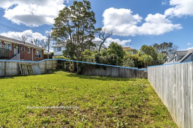 Photo of property in 221a Eskdale Road, Birkenhead, Auckland, 0626