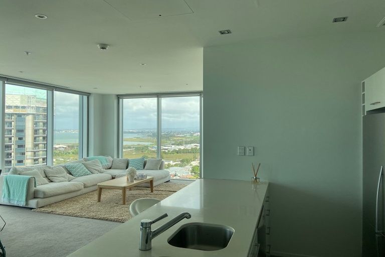 Photo of property in Sentinel Apartments, 1503/3 Northcroft Street, Takapuna, Auckland, 0622
