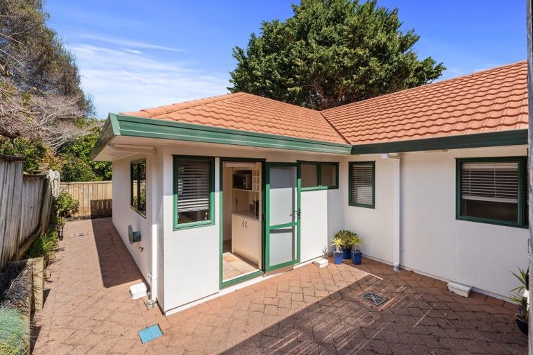 Photo of property in 4 Molyneux Place, Welcome Bay, Tauranga, 3112
