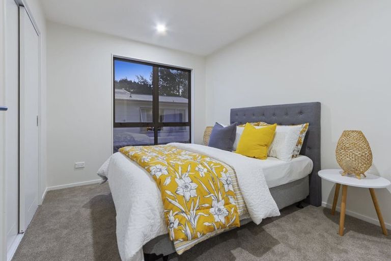 Photo of property in 50c Sherwood Avenue, Te Atatu South, Auckland, 0610