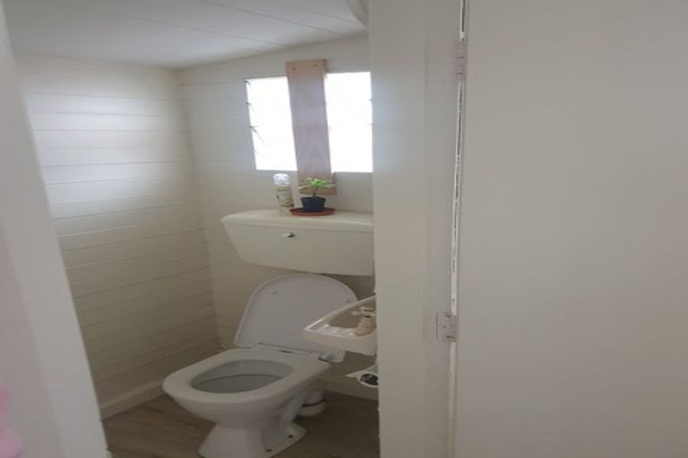 Photo of property in 345 Ferry Road, Waltham, Christchurch, 8011