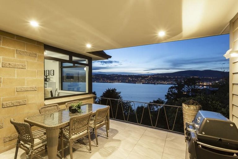 Photo of property in 10 Glengyle Street, Vauxhall, Dunedin, 9013