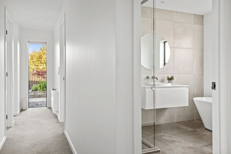 Photo of property in 16 Willoughby Place, Clyde, 9330