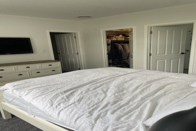 Photo of property in 1/48 Matipo Road, Mairangi Bay, Auckland, 0630