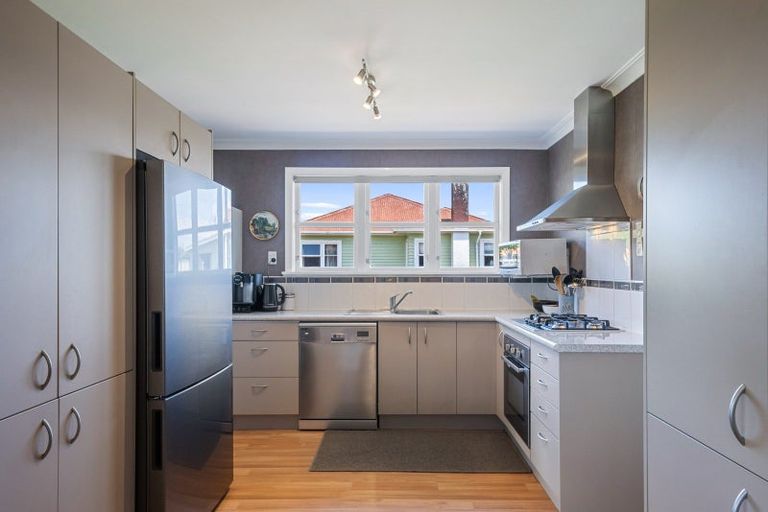 Photo of property in 29 Kings Drive, Levin, 5510