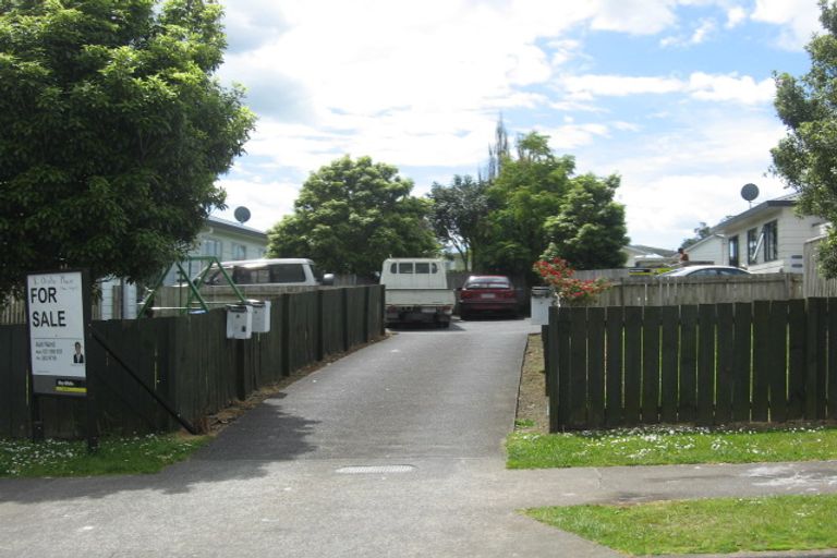 Photo of property in 3/8 Oratu Place, Manurewa, Auckland, 2102