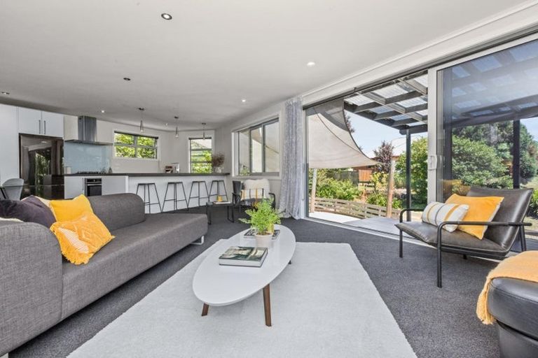 Photo of property in 9a Saint Hill Lane, Havelock North, 4130