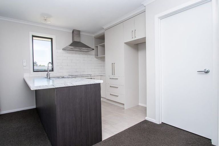 Photo of property in 2/354 Peachgrove Road, Hamilton