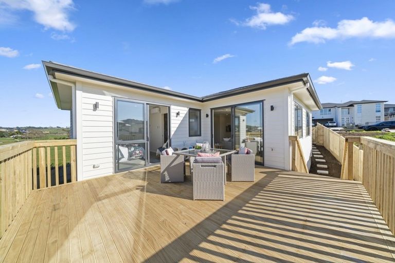 Photo of property in 12 Thomason Crescent, Pokeno, 2402