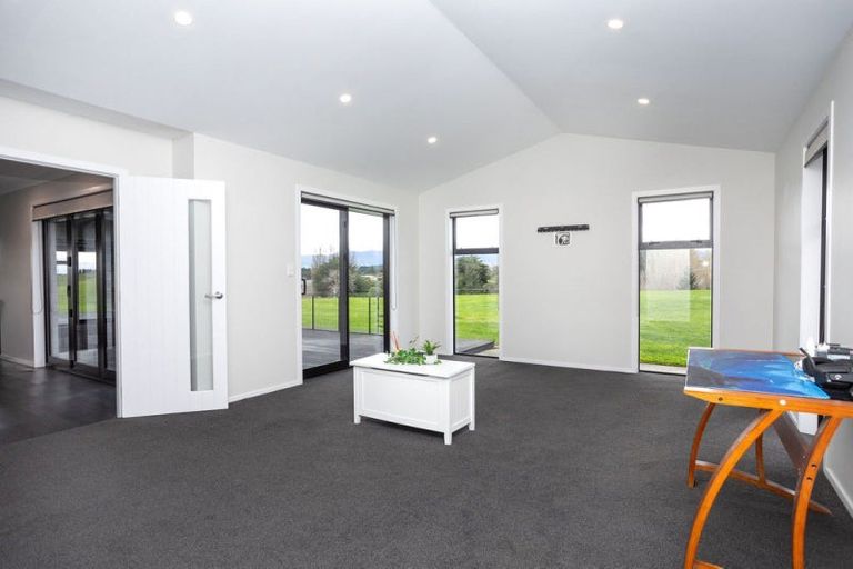 Photo of property in 34 Cowper Road, Dannevirke, 4930