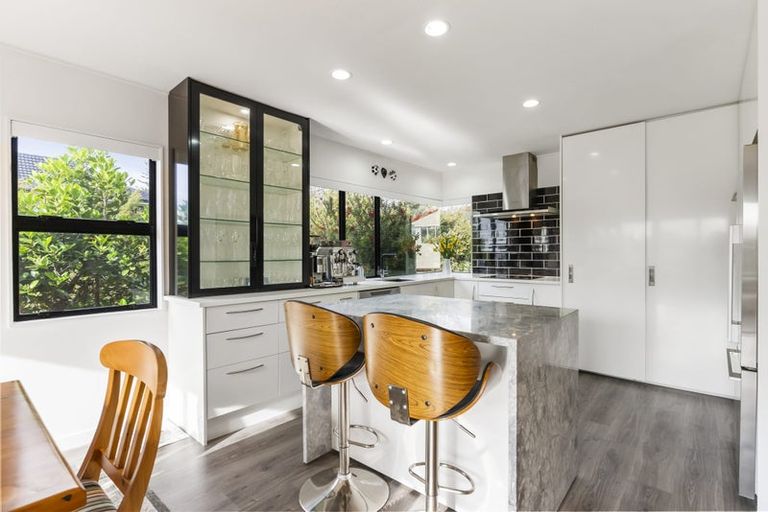 Photo of property in 1/75 Kowhai Road, Mairangi Bay, Auckland, 0630