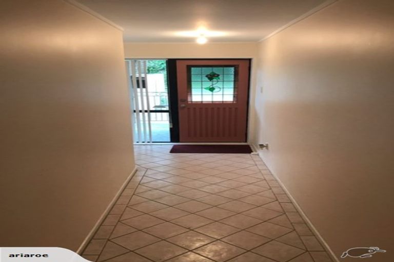 Photo of property in 18 Melrose Road, Island Bay, Wellington, 6023