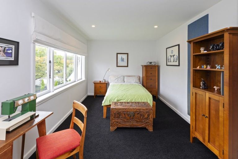 Photo of property in 55 Kotare Street, Fendalton, Christchurch, 8041