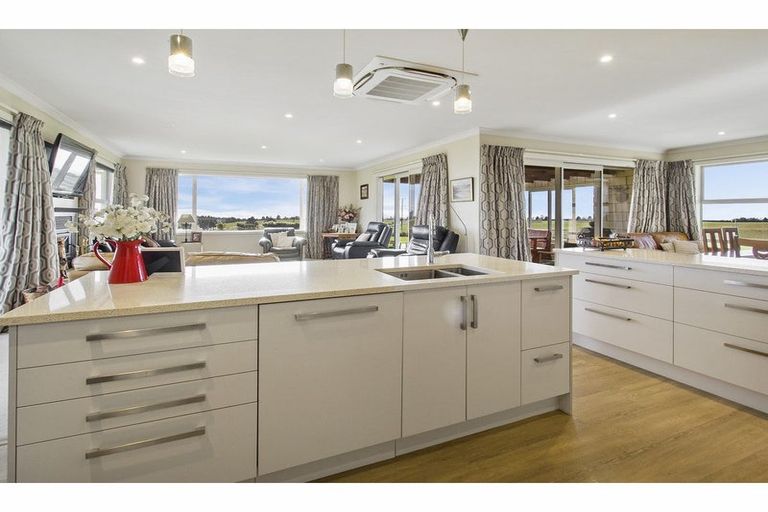 Photo of property in 1153 Rolling Ridges Road, Levels Valley, Timaru, 7975