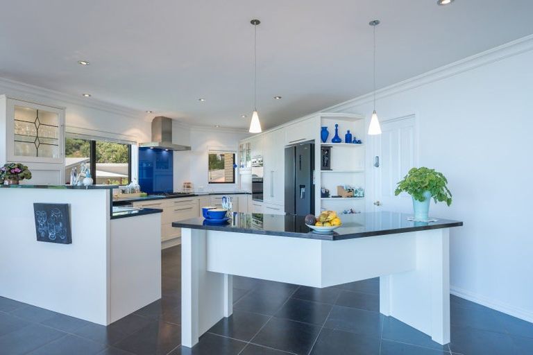 Photo of property in 18 Springlea Heights, Atawhai, Nelson, 7010